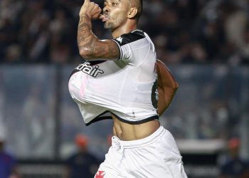 Vasco tem 3 desfalques titulares contra o Flamengo de última hora