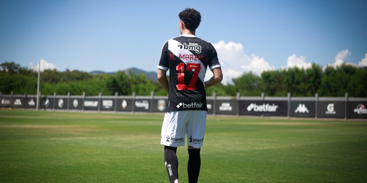 Reforços do Vasco vão jogar contra o Flamengo? Confira