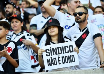 Torcida do Flamengo ignora o Vasco e já organiza excursão visando a final do Carioca