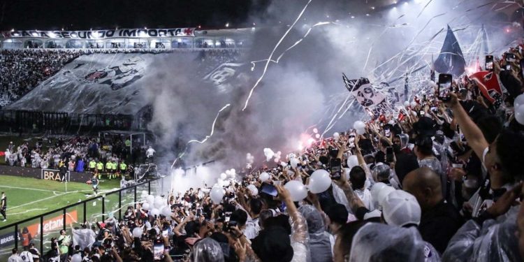 Torcida do Vasco pode influenciar em negociação, confira