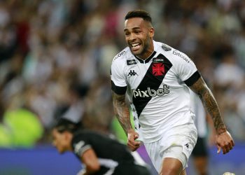 Vasco escalado para a estreia na Copa do Brasil
