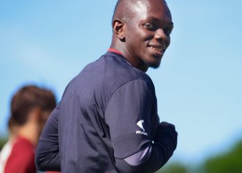 Vasco negociou com Cetré antes de fechar com Nuno