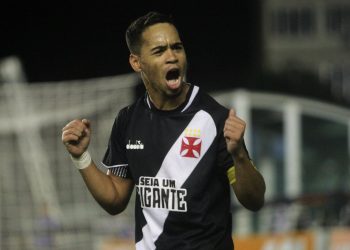 Vasco tem dificuldade para contratar pontas há 10 anos