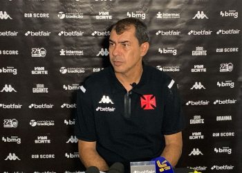 Vasco tropeça, torcida vaia e Carille admite falta de agressividade no empate com o Sampaio Corrêa