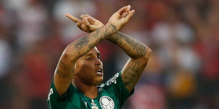 Vem pra live! Reforços vindo do River, Capasso fora? Deyverson no Vasco?