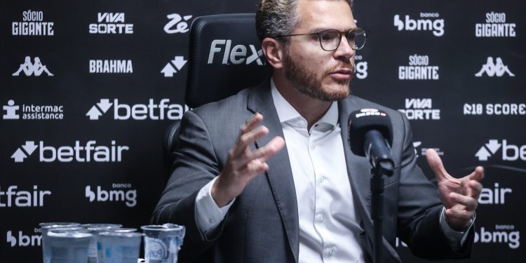 Qual motivo ocasionou o aumento da dívida do Vasco? Confira