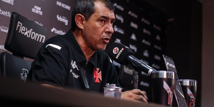 Cruzeiro pode levar titular do Vasco de graça