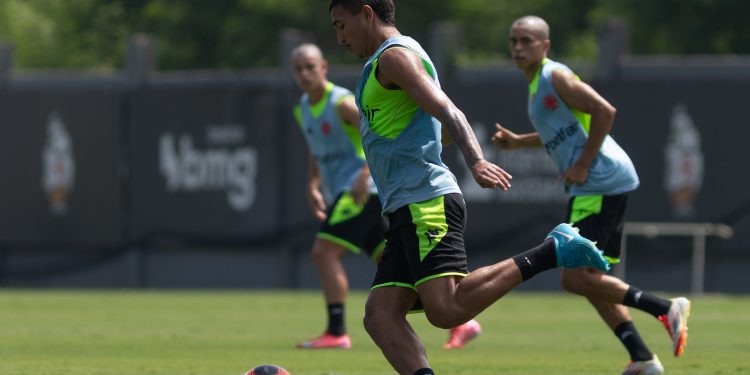 Vasco ''desce'' jogadores para o Sub-20