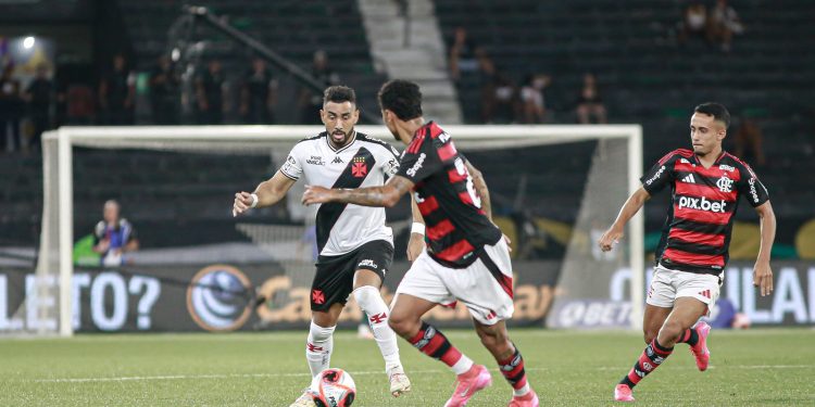 Confira provável escalação para Flamengo x Vasco