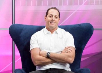 ''É uma desgraça...'' Benjamin Back humilha SAF do Vasco