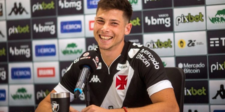 Capasso recebeu proposta para sair do Vasco? Confira