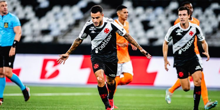 Melhores momentos de Vasco 3x0 Nova Iguaçu