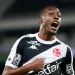 Vasco ganha novo "coringa" no elenco