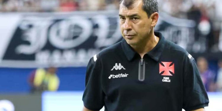 Vasco terá 11 jogos em 33 dias e precisa de fôlego extra