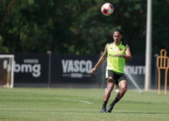 Vasco toma grande atitude que pode ajudar na adaptação de novos jogadores; entenda