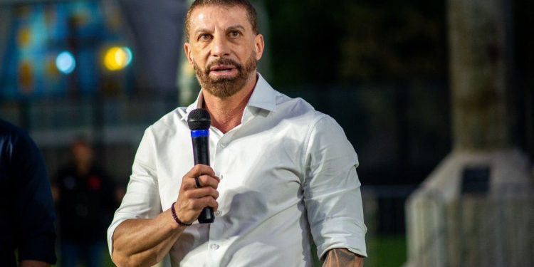 Vasco solta nota polêmica desmentindo informação de grande portal