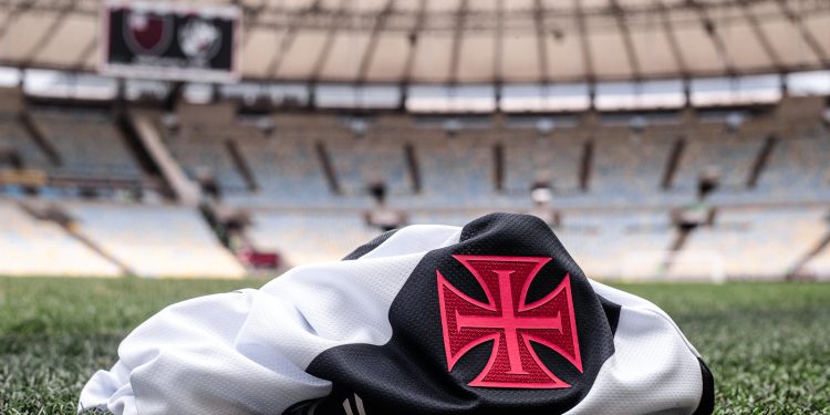 Confira a arbitragem de Vasco x Flamengo pelo Brasileirão