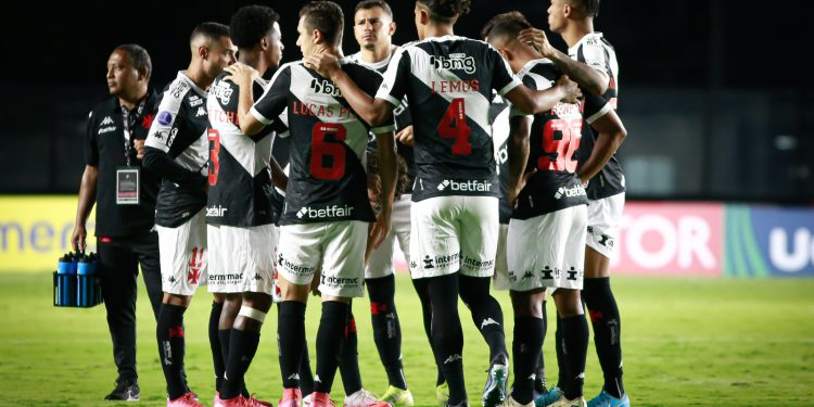 Vasco toma grande decisão sobre joia do time profissional e quer venda milionária