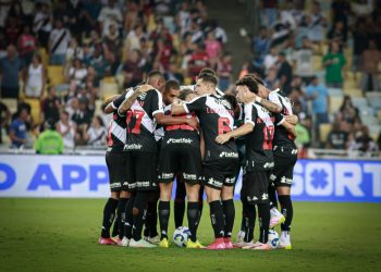 Recém contratado perde espaço no Vasco