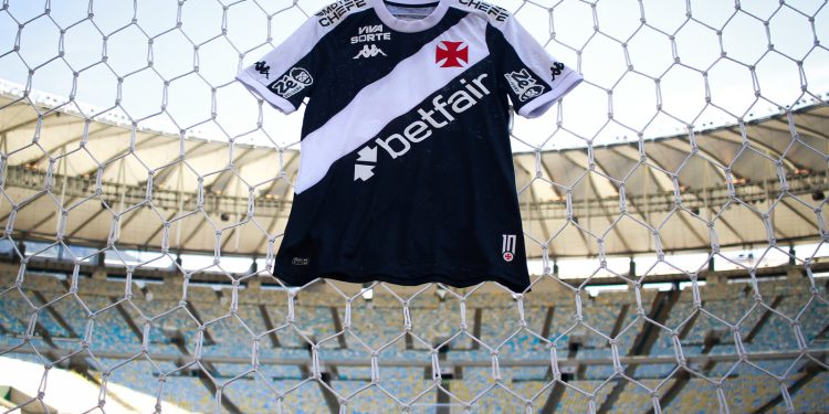 Divulgado valor que Vasco faturou contra o Flamengo