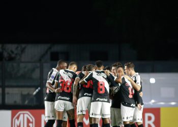 Quem vai apitar Cruzeiro x Vasco?