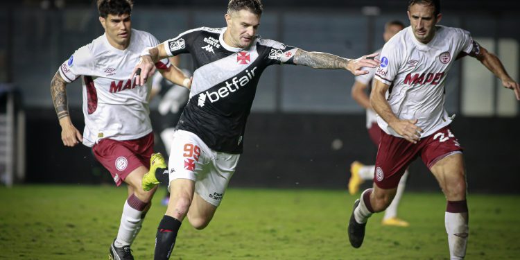 Deu ruim! Vasco pode jogar todo desfalcado contra o Cruzeiro