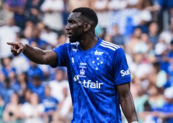 Bolasie provoca Vasco e torcida vascaína cai em cima do atacante