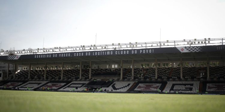 Confira a escalação do Vasco contra o Lanús