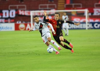 Melhores momentos de Melgar 3x3 Vasco