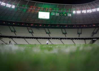 Vasco perde para o Ceará por 2 a 1 fora de casa