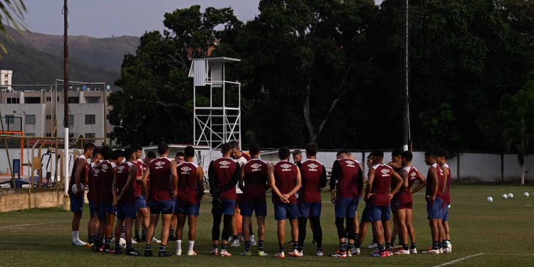 Vasco terá que quebrar sequência positiva do Lanús para vencer nesta terça-feira