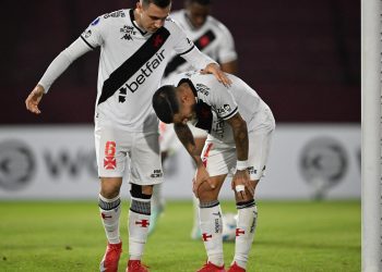 Philippe Coutinho fala sobre o momento do Vasco.