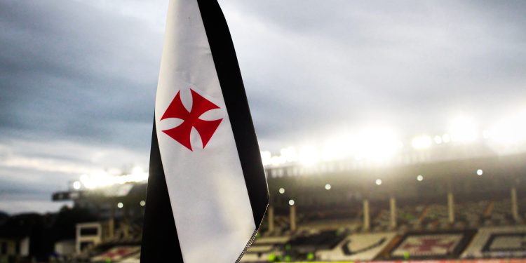 Clube brasileiro pode tirar joia do Vasco por pechincha
