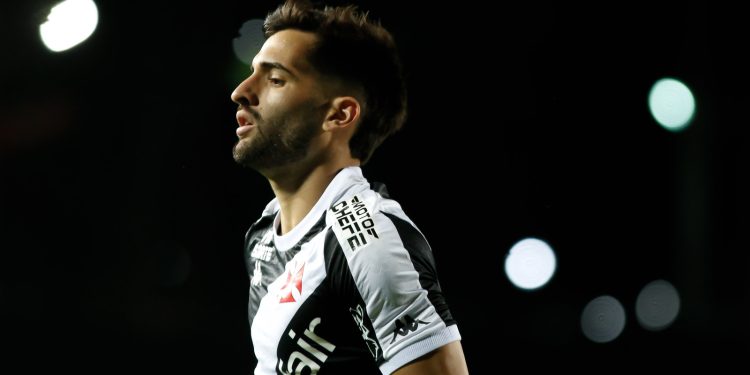Vasco: Diniz quer contratar "xodó" avaliado em R$ 16 milhões
