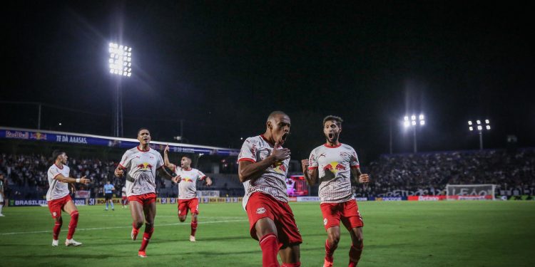 Bragantino tem baixa de 6 desfalques contra o Vasco