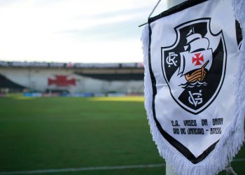 Vasco impede "golpe" que poderia custar milhões aos cofres do clube