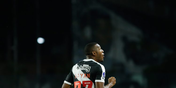 Rayan, do Vasco, está sendo negociado com o Chelsea? Confira