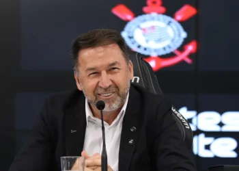 Corinthians quer pegar jogador especulado no Vasco.