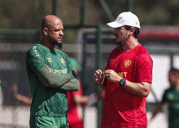 Da água pro vinho? Felipe Melo afirma que Diniz fará mudança imediata no Vasco