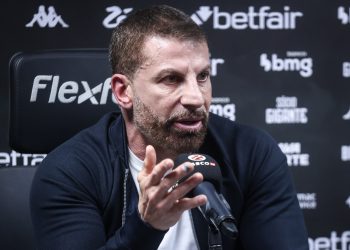 FIFA suspende punição ao Vasco, que volta a ter aval para contratar jogadores