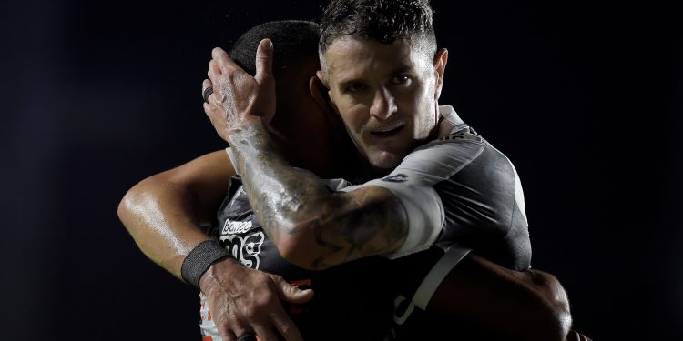 Melhores momentos de Vasco 3x0 Melgar