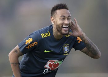 Ex-jogador do Vasco diz que jogou mais que Neymar