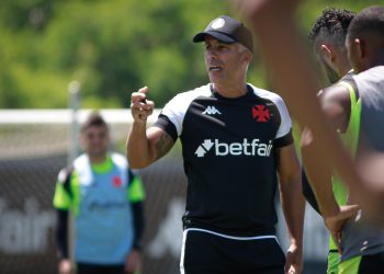 ''Desrespeitou o estatuto...'' Polêmica entre Vasco e Felipe ganha novo episódio