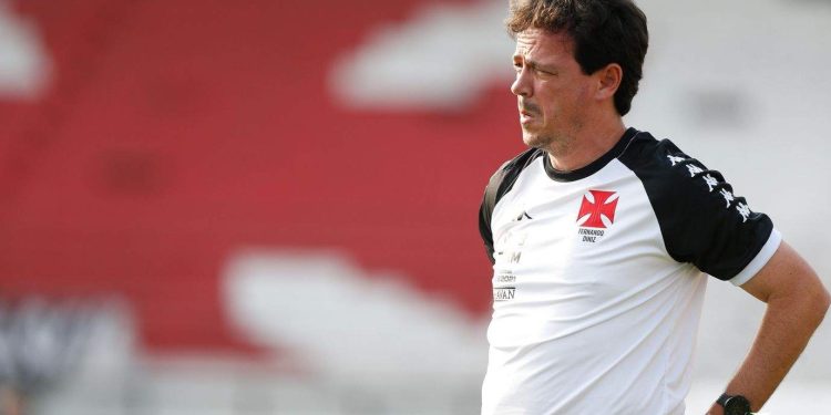 Vasco escalado com novidade para confronto decisivo contra o Melgar pela Sul-Americana