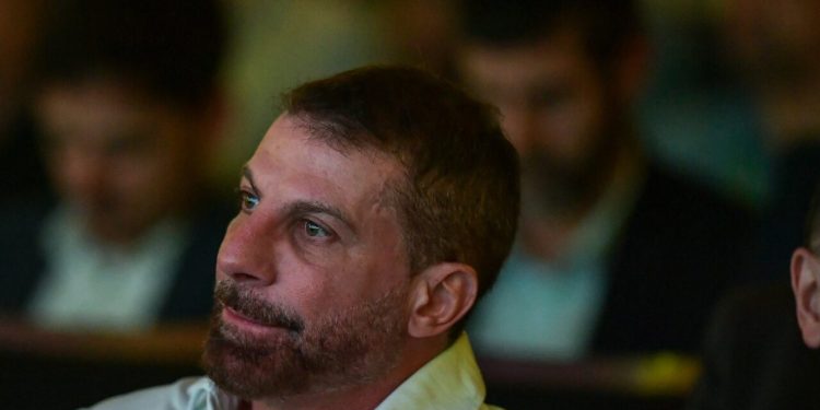 Vasco redefine função de dirigente após passagem pelo time principal