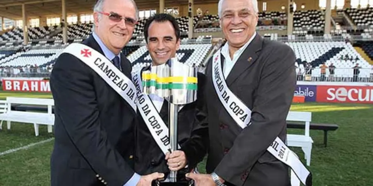 Rodrigo Caetano foi campeão no Vasco