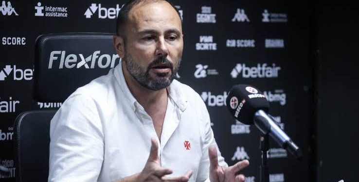 Vai sair? Jogador do Vasco é oferecido para clube mineiro