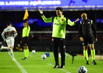 Fernando Diniz, técnico do Vasco