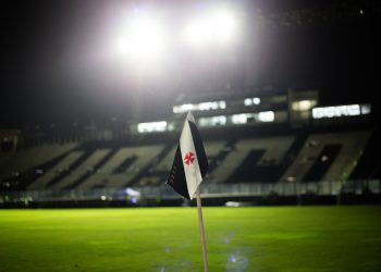 Craque tem caminho aberto para ficar no Vasco por mais 1 ano