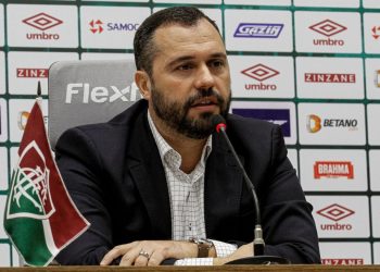 Fluminense quer tirar titular do Vasco